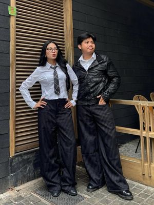rekomendasi celana garis, 6 Rekomendasi Celana Garis Brand Lokal, Cocok untuk Harian hingga ke Kantor, 1. Noir De Jette, 2. Edelweis Fashion, 3. Hyle Clothing, 4. By Acloth, 5. Holaa Wear, 6. Hero Official