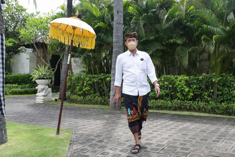 Pecalang Bali, pecalang Bali, pecalang adalah, pecalang bali, pecalang bali adalah, Apa yang dimaksud dengan pecalang, siapa yang membayar pecalang, bagaimana cara memilih pecalang, tugas pecalang adalah, Apa Itu Pecalang? Mengenal Penjaga Keamanan Adat Bali dan Tugasnya, Apa itu pecalang Bali?, Tugas pecalang di Bali, Syarat menjadi pecalang, Proses memilih pecalang, Berapa gaji pecalang?, Simbol toleransi dan gotong royong