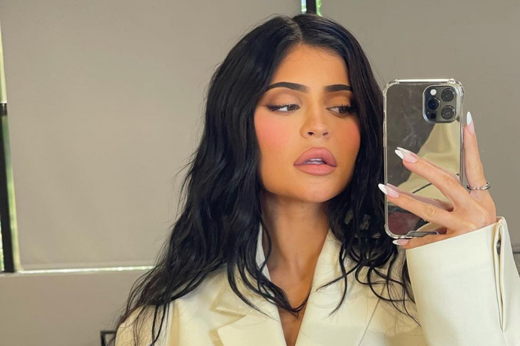 Kylie Jenner, Ronaldo, Taylor Swift, Messi, Instagram, Meta, pengikut, Pengguna Instagram Keluhkan Follower Berkurang, Bukan karena Bug