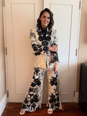 Omar Harfouch, Miss Universe 2025, juri Miss Universe 2025, juri Miss Universe, Romero Britto, Andrea Meza, Sharon Fonseca, Ismael Cala, Saina Nehwal, miss universe 2025, omar harfouch, juri miss universe 2025, juri miss universe, daftar juri miss universe 2025, ismael cala, louie heredia, sharon fonseca, romero britto, Daftar Juri Miss Universe 2025, Usai Beberapa Juri Mengumumkan Mundur, 1. Romero Britto, 2. Andrea Meza   Miss Universe 2025 jadi sorotan setelah beberapa juri, termasuk Omar Harfouch, mundur. Ini daftar juri resmi yang tetap hadir di final., 3. Sharon Fonseca, 4. Ismael Cala, 5. Louie Heredia, 6. Saina Nehwal, 1. Omar Harfouch, 2. Claude Makélélé, 3. Camilla di Borbone