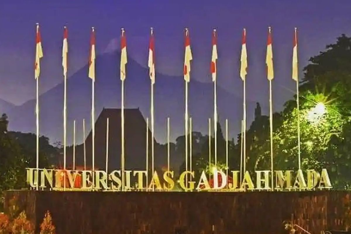 Universitas Gadjah Mada, universitas dengan jurusan hukum terbaik di Indonesia, 10 Universitas dengan Jurusan Hukum Terbaik di Indonesia Versi THE 2026: UGM Posisi 1, UI Tak Masuk Daftar, 1. Universitas Gadjah Mada, 2. Universitas Sebelas Maret, 3. Universitas Diponegoro, 4. Universitas Islam Indonesia, 5. UIN Sunan Gunung Djati , 6. Universitas Airlangga, 7. Universitas Muhammadiyah Yogyakarta, 8. Universitas Negeri Semarang, 9. Universitas Padjadjaran , 10. Universitas Brawijaya