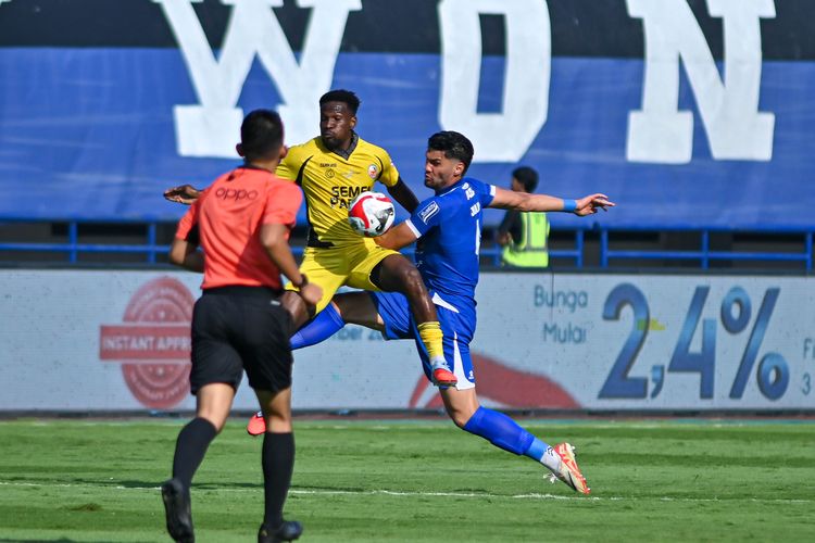 Persib, Persib Bandung, Semen Padang, Berita Foto, Persib Bandung vs Semen Padang, Super League 2025-2026, Bojan Hodak, BERITA FOTO Persib Vs Semen Padang, Awal Manis Juara Bertahan