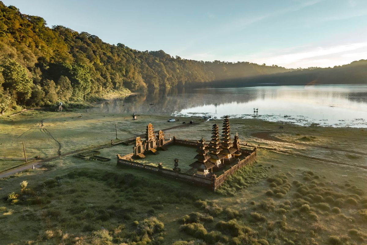 Bali Utara, 7 Wisata Bali Utara, Sisi Lain Bali yang Sepi dan Menenangkan