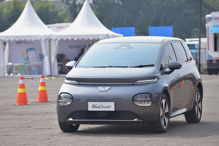 mobil listrik, retractable, Aerodinamis, pegangan pintu mobil, Pemerintah China Bakal Larang Pegangan Pintu Mobil Retractable