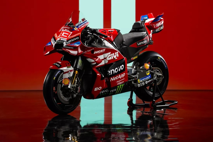 Ducati, MotoGP, Francesco Bagnaia, Marc Marquez, livery, Claudio Domenicali, tim pabrikan, Livery Ducati Untuk MotoGP 2026, Bentuk Perayaan 100 Tahun