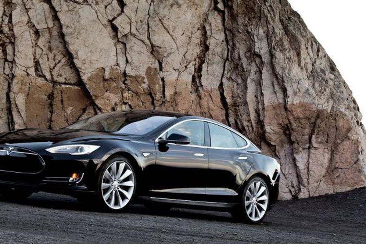 Tesla, Elon Musk, mobil listrik, kendaraan listrik, Tesla Hentikan Produksi Model S dan Model X, Ini Alasannya