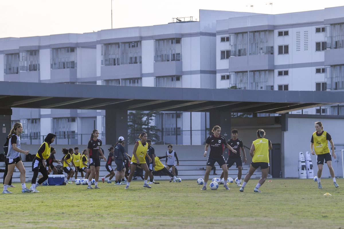 Timnas Putri Indonesia, Akira Higashiyama, Kualifikasi Piala Asia Putri 2026, Satoru Mochizuki, Timnas U-19 Wanita, Alasan Coach Mochi Libatkan Pelatih Timnas U19 Putri di Timnas Putri Senior