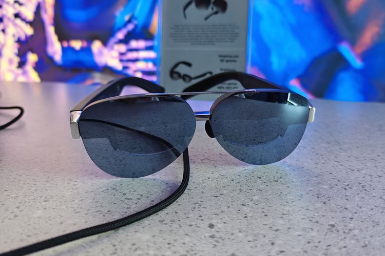 Lenovo, kacamata pintar, kacamata VR, Legion Glasses Gen 2, Harga Lenovo Legion Glasses Gen 2, Spesifikasi Lenovo Legion Glasses Gen 2, Lenovo Boyong Kacamata AR Legion Glasses Gen 2 di Indonesia, Harga Rp 6 Jutaan