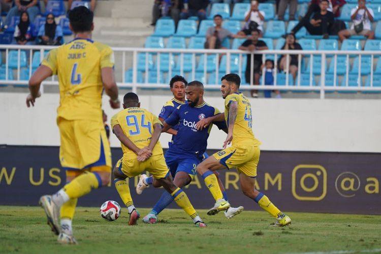 Dalberto, Arema FC, Super League, Marcos Santos, top skor Super League, persija jakarta, arema fc vs persija, klasemen super league, top skor super league, Arema FC Vs Persija, Ujian Lini Serang Singo Edan Tanpa Dalberto Luan