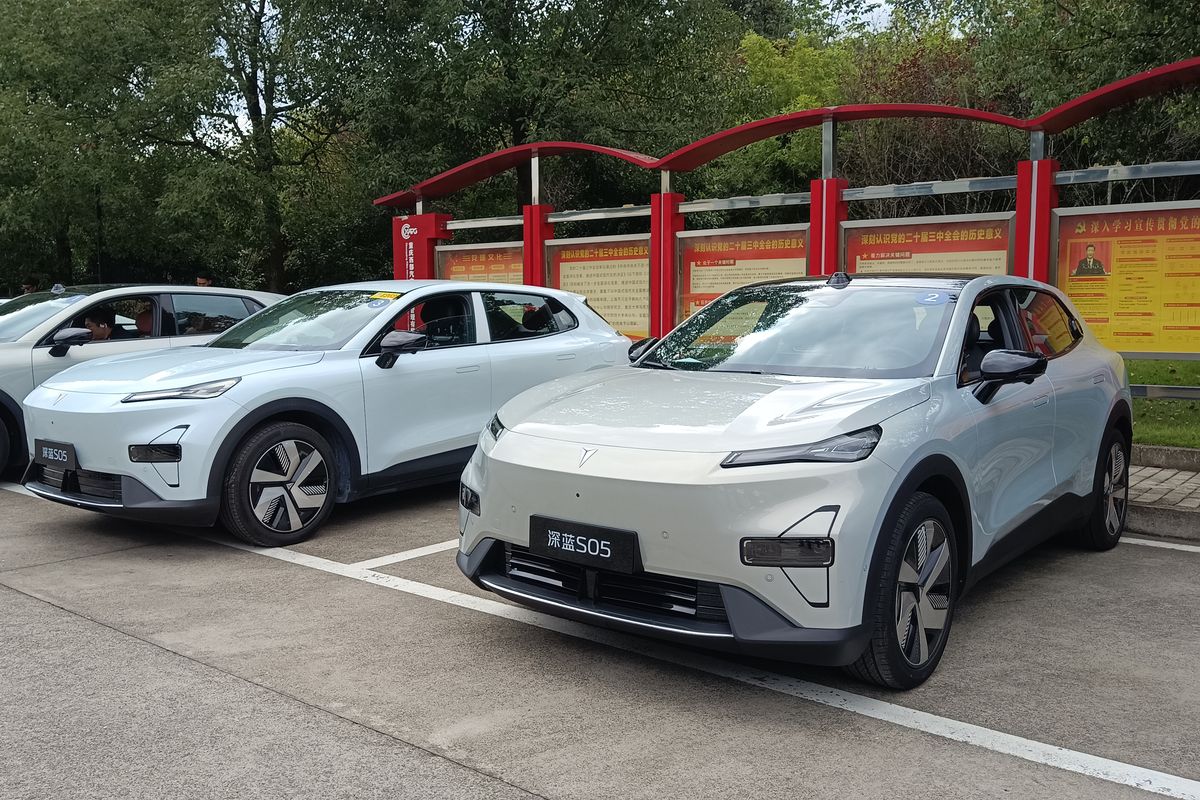 Changan Automobile, changan, Changan Indonesia, Changan Deepal S05, Changan Deepal S05 REEV, Changan Indonesia Siap Luncurkan Mobil REEV Tahun Depan