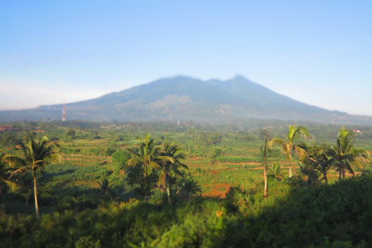 gunung indonesia yang buka 17 agustus, jalur pendakian gunung indonesia yang buka 17 agustus, mana saja gunung yang bisa didaki 17 agustus 2025, gunung apa saja yang boleh didaki, perayaan 17 agustus di puncak gunung, 10 Gunung di Indonesia yang Buka Pendakian saat 17 Agustus 2025, 1. Gunung Rinjani, 2. Gunung Bismo, 3. Gunung Kerinci, 4. Gunung Cikuray, 5. Gunung Prau, 6. Gunung Lawu, 7. Gunung Salak, 8. Gunung Telomoyo, 9. Gunung Papandayan, 10. Gunung Sindoro