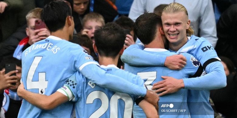 Manchester City, Napoli, Liga Champions, Man City, UEFA Champions League, Erling Haaland, jeremy doku, Champions League, Liga Champions 2025-2026, man city vs napoli, Hasil Man City vs Napoli, Hasil Man City Vs Napoli 2-0: Diwarnai Kartu Merah, Haaland Cetak Gol
