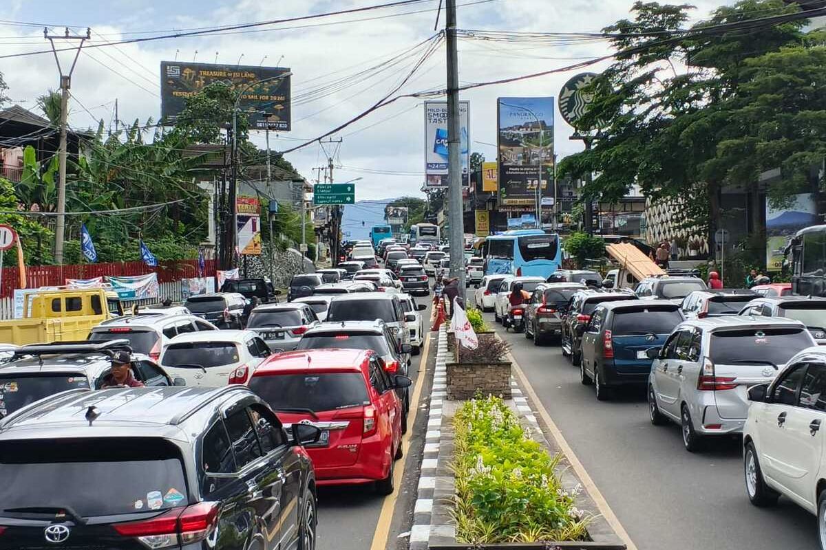 mobil matik CVT, Puncak, Nataru, Terjebak Macet di Puncak? Perhatikan Ini buat Pemilik Mobil CVT