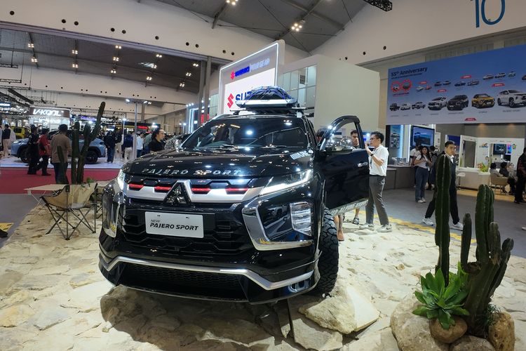 GJAW, Mitsubishi, GJAW 2025, Mitsubishi Motors, mitsubishi motors, pameran otomotif, Mitsubishi Masih Andalkan Destinator di GJAW 2025