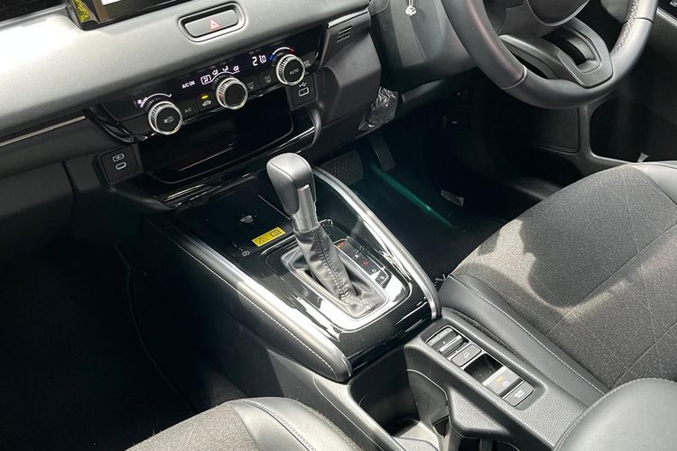 HR-V, Honda HR-V, Bahas Fitur Honda HR-V Hybrid Termurah, Apa Saja yang Didapat?