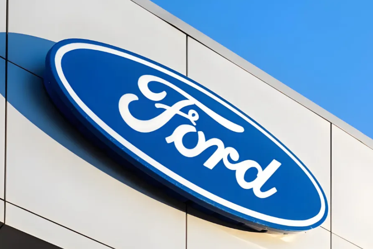 CEO Ford, Jim Farley, mobil listrik, Xiaomi SU7, Xiaomi Su7, Bos Ford Terus Terang Belajar dari Mobil Listrik China untuk Bersaing