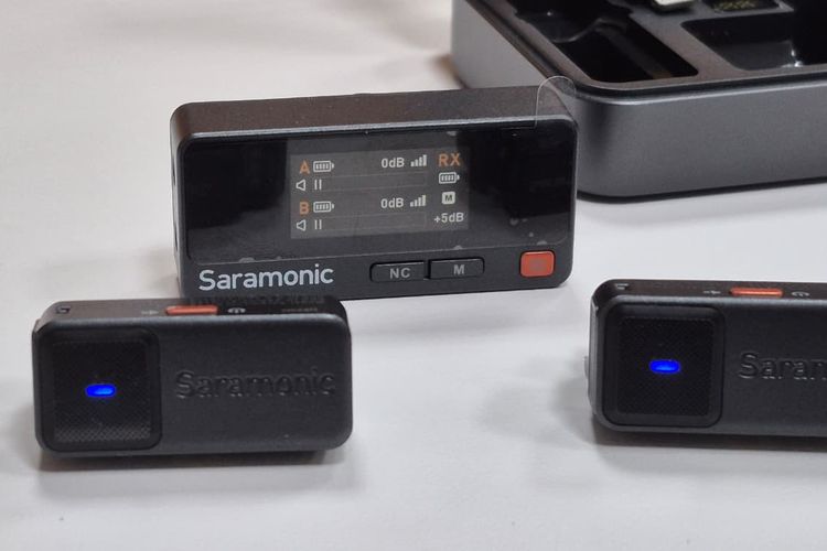 mikrofon wireless, Saramonic Air, microphone, wireless microphone, mikrofon saramonic air, unboxing saramonic air, Mencoba Saramonic Air, Microfon Wireless Ringkas dan Murah untuk Kreator Konten, Isi kemasan lengkap dan praktis, Receiver mungil, bisa dipasang di kamera dan HP, Konek tanpa ribet, Dipakai di smartphone tidak perlu mode "Pro", Pengalaman Pemakaian, Kesimpulan, Harga Saramonic Air di Indonesia