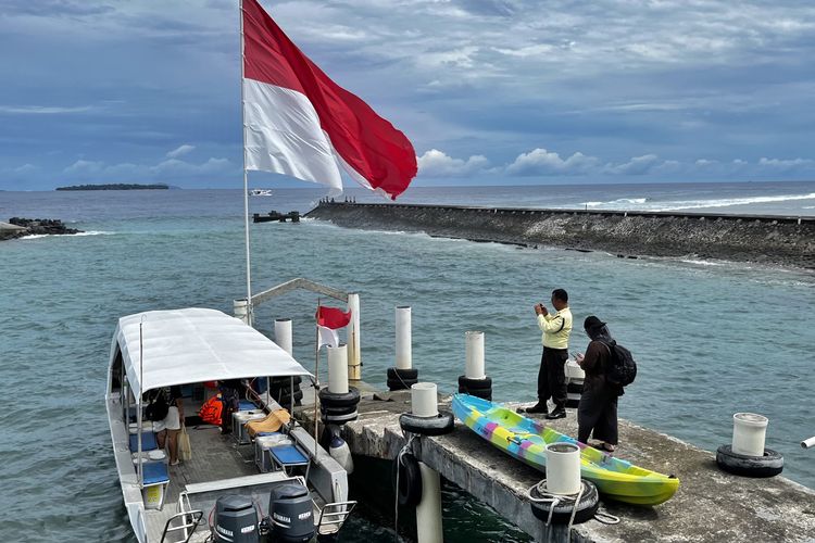 snorkeling di pantai bunaken, snorkeling di bunaken, biaya snorkeling di bunaken, snorkeling bunaken, cara snorkeling di pulau bunaken, grand luley hotel manado, Cara Snorkeling di Pulau Bunaken, Pemula Wajib Tahu