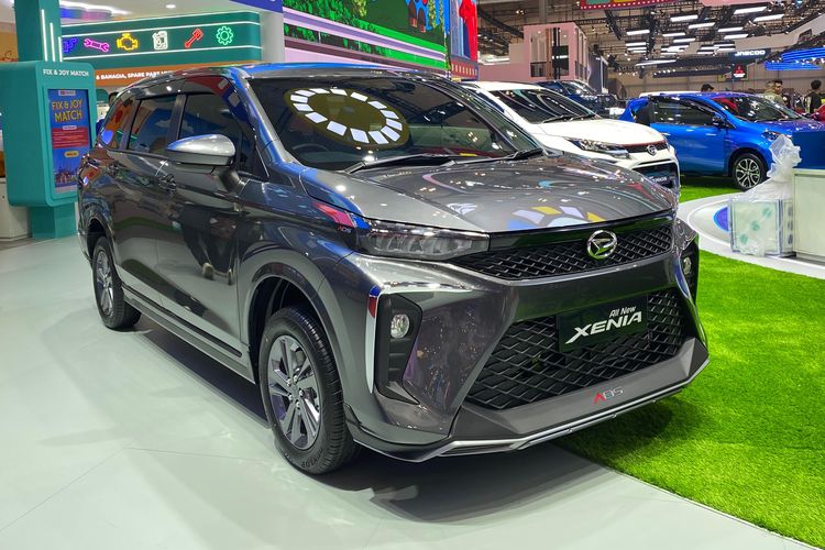 Hyundai Stargazer Cartenz, Gaikindo Indonesia International Auto Show, GIIAS, Mitsubishi Xpander, Daihatsu Xenia, Toyota Avanza, Spesifikasi Stargazer Cartenz, Suzuki Ertiga, GIIAS 2025, Stargazer Cartenz GIIAS 2025, Perbandingan Performa: Stargazer Cartenz, Xpander, Xenia, Avanza