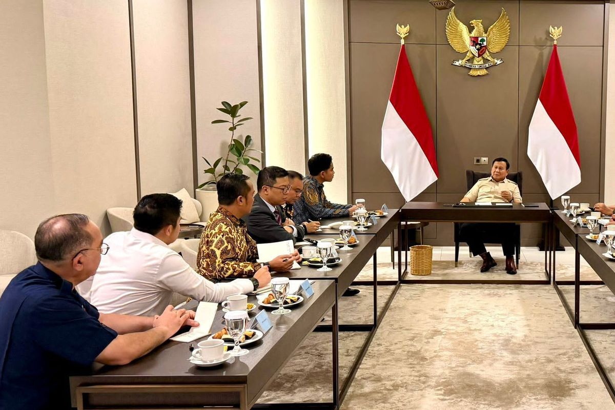 Jakarta, Prabowo, Mensesneg, akhir tahun 2025, Prabowo Instruksikan Mensesneg Periksa Penyerapan TKD Jelang Akhir Tahun 2025