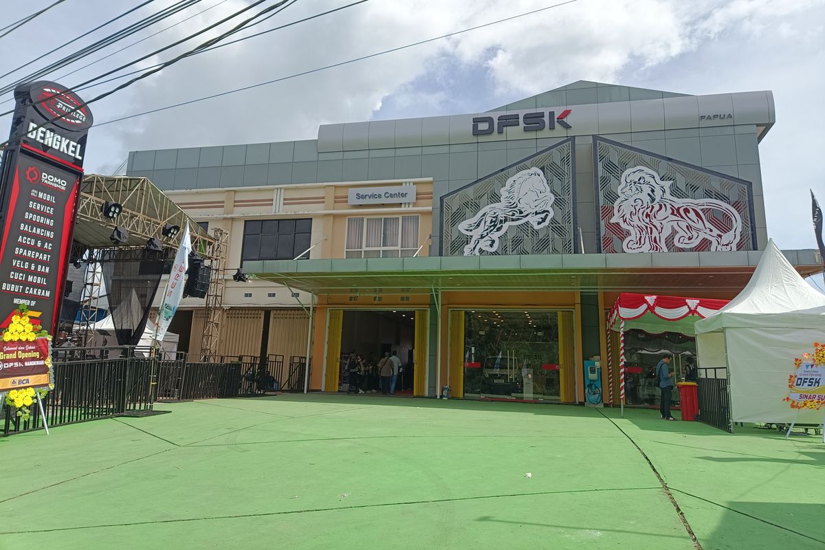 DFSK, diler DFSK, Manokwari, Diler baru, diler baru, Diler DFSK Manokwari, Diler DFSK, DFSK Resmikan Diler di Manokwari, Wujud Komitmen sampai Indonesia Timur