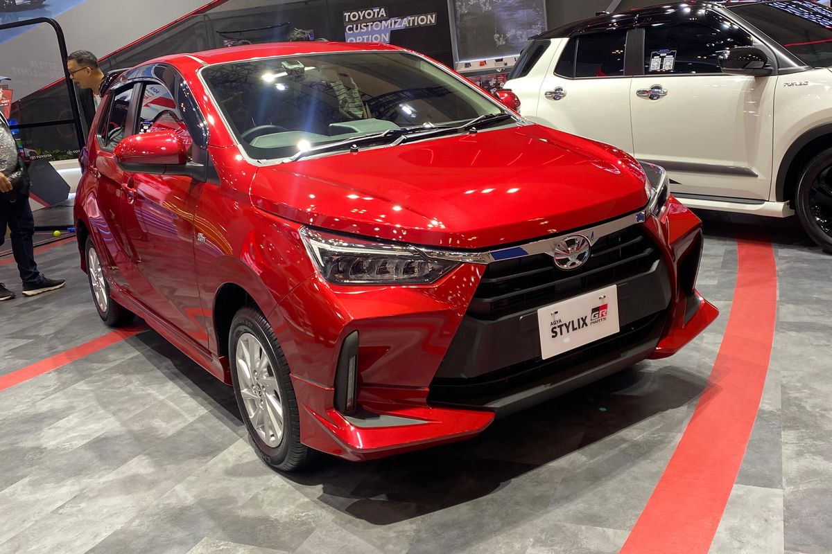 harga, LCGC, sewa mobil, libur Nataru, Harga Sewa Mobil LCGC untuk Libur Nataru 2025, mulai Rp 300.000 per Hari