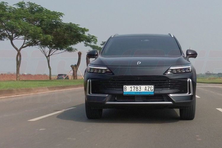 Polytron, Kijang Innova, Gaikindo, penjualan mobil, mobil listrik, Populer Otomotif, Rocky, artikel terpopuler, skema pembelian mobil listrik, Tiggo Cross, GIIAS 2025, Lamborghini Murcielago, Mobil Listrik Polytron, Rocky Vs Tiggo Cross