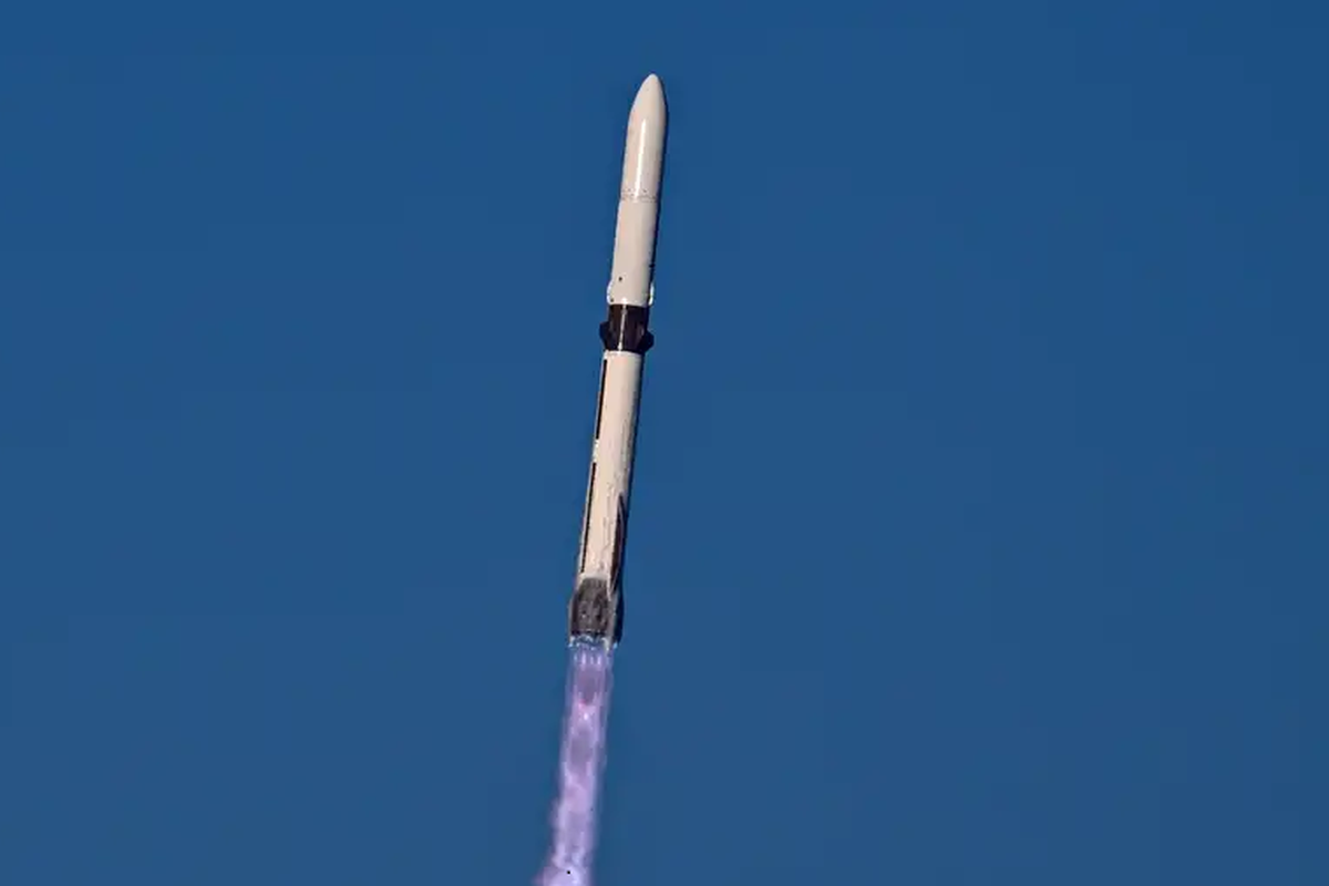 roket, Blue Origin, New Glenn, mendarat, SpaceX, Elon Musk, Jeff Bezos, Roket New Glenn Milik Jeff Bezos Sukses Landing Pertama Kalinya, Ikuti Jejak SpaceX