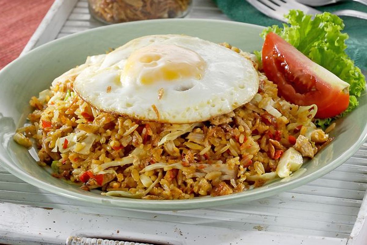 teri, sarapan, makan siang, makan malam, nasi goreng, terasi, nasi goreng kampung, Resep Nasi Goreng Kampung Teri Terasi, Menu Simpel Gurih untuk Sarapan, Bahan utama, Bumbu halus (penguat aroma), Penyedap rasa, Cara membuat nasi goreng kampung