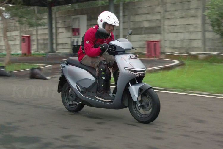 Motor listrik, motor listrik Honda, Cek Diskon Motor Listrik Honda, Tembus Rp 20 Jutaan