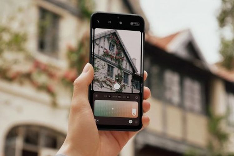 Huawei, Huawei Pura 80 Ultra, lensa telefoto ganda, Kamera 1 inci, Lensa telefoto ganda, huawei, spesifikasi Huawei Pura 80 Ultra, harga Huawei Pura 80 Ultra, kamera 1 inci, Smartphone Huawei Pura 80 Ultra Resmi, Sensor Kamera 1 Inci dan Lensa Telefoto Ganda, Kamera 1 inci dengan sensor RYYB, Lensa telefoto ganda pertama yang benar-benar berpindah, Spesifikasi Huawei Pura 80 Ultra, Harga Huawei Pura 80 Ultra