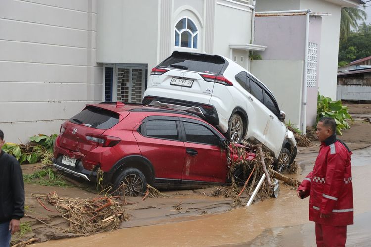 banjir, Honda, Honda Prospect Motor, banjir sumatera, Honda Koordinasi Diler Siapkan Program Korban Banjir Sumatera
