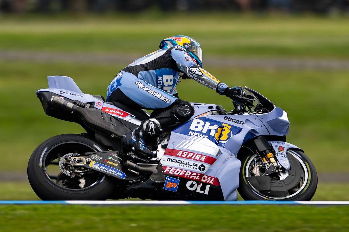 MotoGP, otomotif, hasil sprint race, motogp 2025, MotoGP Portugal 2025, Hasil Sprint Race MotoGP Portugal 2025: Alex Marquez Asapi Acosta