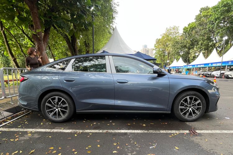BYD Seal 6 DM, PHEV, Melihat Lebih Dekat BYD Seal 6 DM