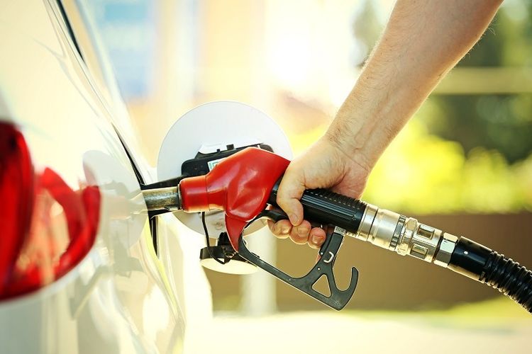 Bahan bakar minyak, Shell, Petronas, Pertamina, harga BBM, daftar harga bbm, Perbandingan Harga BBM Indonesia dan Negara ASEAN Oktober 2025