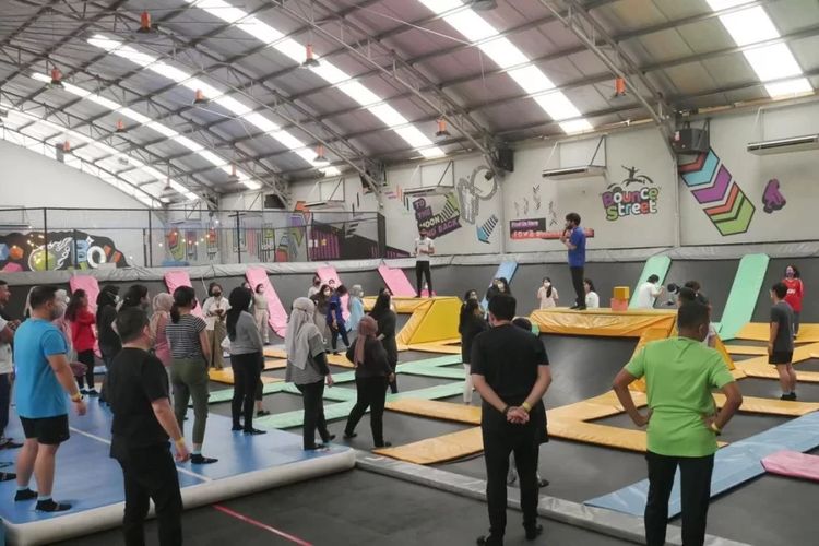 libur Lebaran, diskon, tempat rekreasi, wisata keluarga, Daftar Tempat Wisata Populer yang Beri Diskon Saat Lebaran 2026, 1. Trans Studio Cibubur &amp; Bali, 2. Taman Safari Bogor, 3. Dunia Fantasi (Dufan) Ancol, 4. Taman Mini Indonesia Indah (TMII), 5. The Jungle Waterpark Bogor, 6. Jungleland Sentul, 7. Bounce Street Asia Bintaro