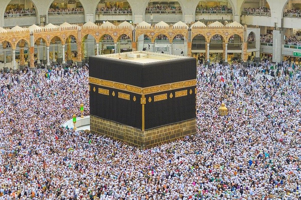 visa haji furoda dan mujamalah, visa haji furoda adalah, apa bedanya haji furoda dan mujamalah, apa bedanya visa haji furoda dan mujamalah, visa haji mujamalah adalah, Sama-sama Jalur Undangan, Apa Bedanya Visa Haji Furoda dan Mujamalah?