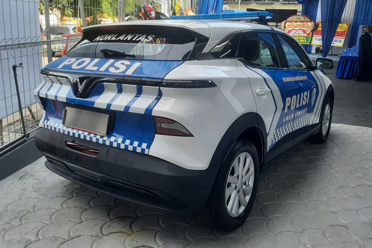 otomotif, mobil listrik, mobil patroli, kendaraan bermotor, elektrifikasi, VinFast, VinFast Indonesia, VinFast Berencana Jadikan VF6 Mobil Operasional Kepolisian
