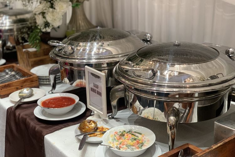 harga catering pernikahan, harga catering pernikahan untuk 300 orang, harga catering pernikahan di jabodetabek, vendor catering pernikahan di jakarta, menu catering pernikahan price list, Harga Katering Pernikahan 2025 untuk 300 Orang di Jabodetabek