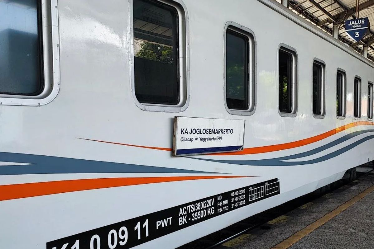 jadwal kereta, stasiun semarang poncol, stasiun semarang tawang, kereta api semarang yogyakarta, jadwal kereta semarang yogyakarta, Jadwal Kereta Api Semarang-Yogyakarta dari Stasiun Tawang dan Poncol, 1. Relasi Stasiun Semarang Tawang (SMT) - Yogyakarta (YK), 2. Relasi Stasiun Semarang Tawang (SMT) - Lempuyangan (LPN), 3. Relasi Stasiun Semarang Poncol (SMC) - Yogyakarta (YK), 4. Relasi Stasiun Semarang Poncol (SMC) - Lempuyangan (LPN)