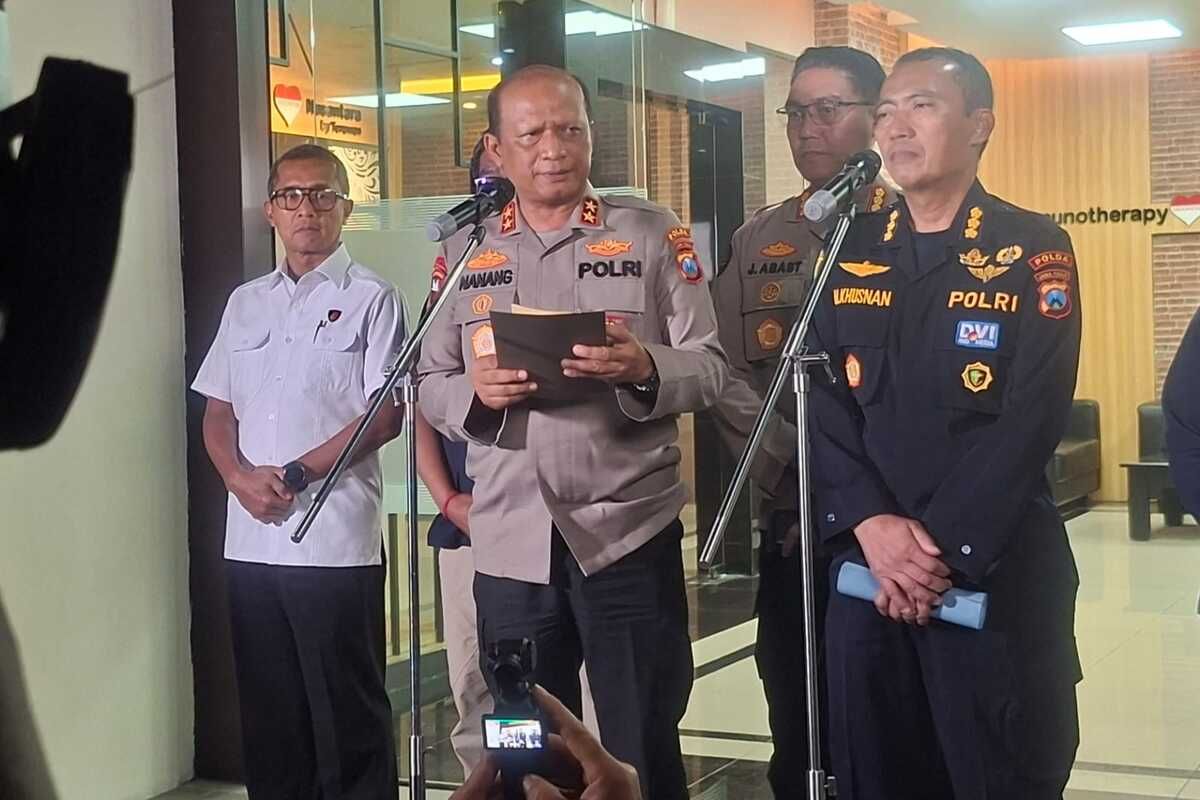 Polda Jatim, Kapolda Jatim, ambruknya ponpes al khoziny, ponpes al khonizy, ponpes al khonizy ambruk, ponpes al khonizy sidoarjo, Kapolda Jatim Tegaskan Penyidikan Kasus Ponpes Al-Khoziny Ambruk Dilanjutkan, Ini Pasal-pasalnya, Kasus Naik ke Tahap Penyidikan, Pasal yang Dikenakan, Polisi Periksa 17 Saksi dan Libatkan Ahli, Identifikasi Korban dan Langkah Kemanusiaan, Tragedi Ponpes Al-Khoziny