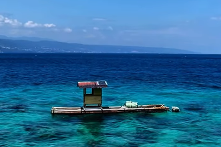 wisata alam, Luwuk Banggai, 5 Wisata Alam di Luwuk Banggai yang Wajib Dikunjungi, Cocok Buat Healing, 1. Air Terjun Salodik, 2. Pulau Dua, 3. Bukit Teletubbies, 4. Pantai Kilo 5, 5. Air Terjun Laumarang
