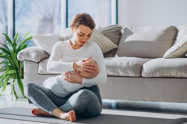 stres, ibu menyusui, stres membuat produksi asi menurun, stres mempengaruhi asi, stres menyebabkan asi berkurang, stres menghambat asi, stres bikin asi seret, Stres Bisa Menghambat ASI pada Ibu Menyusui, Begini Penjelasan Ahli, Apakah stres berpengaruh pada ASI?, Stres membuat produksi ASI menurun, Dukungan emosional yang dibutuhkan, Konseling sebagai jalan keluar, Perawatan diri untuk ibu menyusui