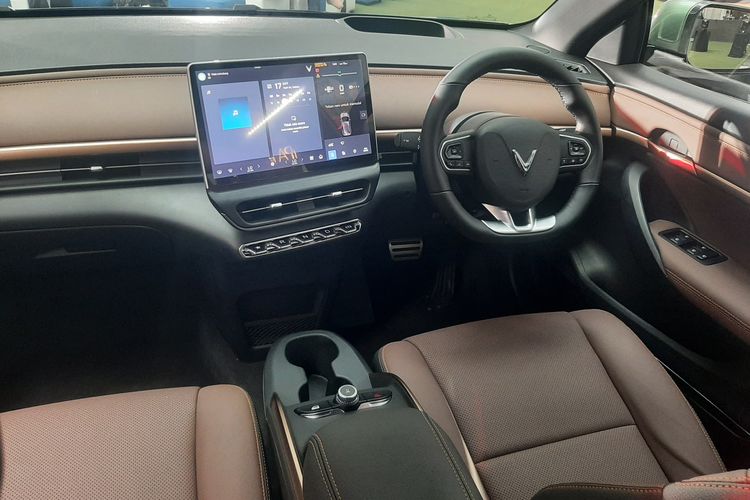 VinFast, VinFast Indonesia, kendaraan listrik, otomotif, mobil listrik, VinFast VF6, VinFast VF 6 Resmi Hadir di Indonesia, Alternatif Baru EV Perkotaan