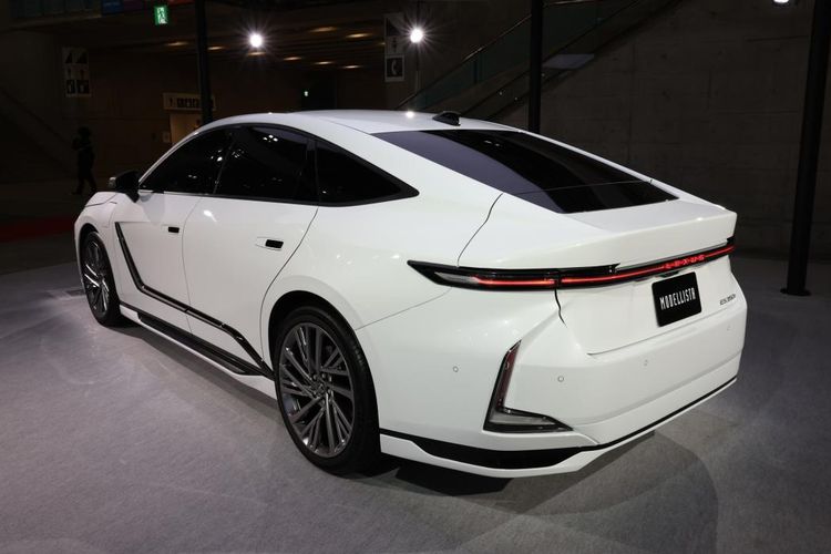 bodykit, Lexus ES, Tokyo Auto Salon 2026, Toyota Alphard, Modellista Rilis Paket Bodykit Lexus ES di Tokyo Auto Salon 2026