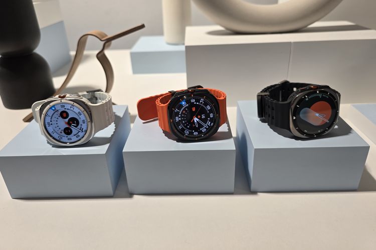 Samsung, One UI 8, Galaxy Watch, Galaxy Watch Ultra 2, tidur, Bedtime Guidance, Fitur baru, Tidur, Vascular Load, fitur baru, lari, galaxy watch, OneUI 8, Galaxy Watch 8, Galaxy Watch 8 classic, galaxy watch ultra 2, Running Coach, Antioxidant index, Samsung, 1. Bedtime Guidance, panduan tidur lebih cerdas, 2. Vascular Load: mendeteksi stres jantung saat tidur, 3. Running Coach: latihan lari lebih terukur, 4. Antioxidant Index: ukur indeks Antioksidan lewat jari