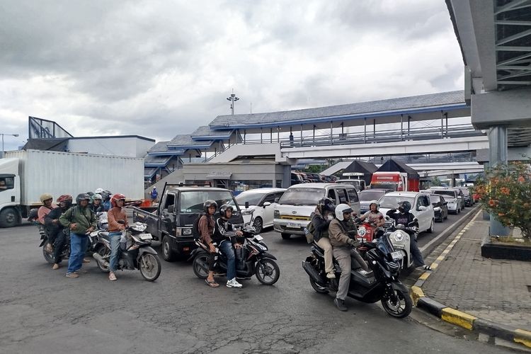 pelabuhan penyeberangan, Pelabuhan Ketapang, Pelabuhan Gilimanuk, Penyeberangan Jawa-Bali Ditutup Sementara Saat Mudik Lebaran