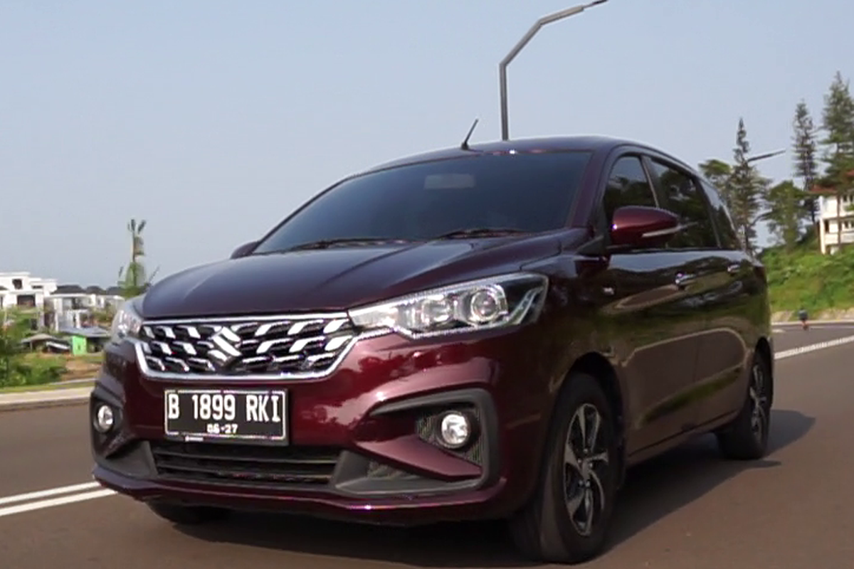 mobil bekas, mobil hybrid, mobil hybrid bekas, Mobil Hybrid, Update Harga Mobil Hybrid Bekas November 2025, Ertiga mulai Rp 190 Jutaan