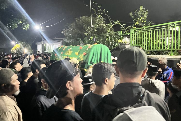 Aji Santoso, Persebaya, Bejo Sugiantoro, Kuncoro, Arema FC, Dua Duka Berurutan, Pesan Aji Santoso Setelah Kepergian Bejo Sugiantoro dan Kuncoro