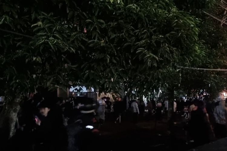 PBB-P2, Bone, demo bone, demo bone hari ini, Pemerintah Bone Tunda PBB-P2 Setelah Desakan Publik dan Petunjuk Pusat, Desakan Publik dan Arahan dari Pemerintah Pusat, Massa Menuntut Pembatalan Kenaikan PBB-P2, Bentrokan Berkepanjangan di 4 Titik, Pembatalan Kenaikan PBB-P2: Klarifikasi Pemerintah Bone, Reaksi Pemerintah dan Harapan ke Depan
